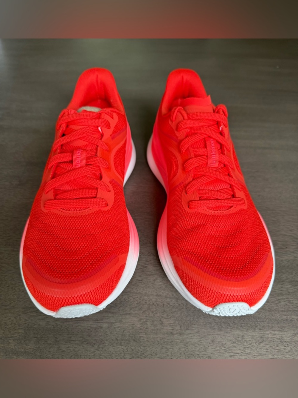 BRAND NEW Lululemon Bright Red Blissfeel  Running Sneakers Women's size 8
